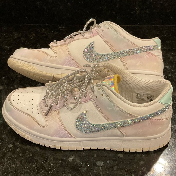 CUSTOM NIKE Low Dun Pastel Paisley Sneakers, Rhinestones size Y7 woman’s 8 8.5 - Picture 6 of 15